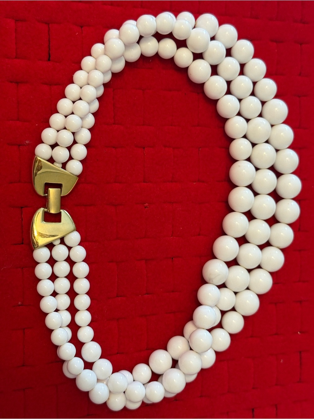 Napier Vintage White Multi-Strand Milk GlassBeaded Necklace